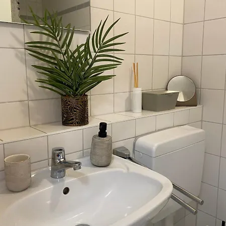 Charming - Balcony - Wifi - Kitchen *