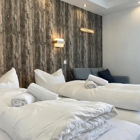 Appartement Charming - Balcony - Wifi - Kitchen Maagdenburg