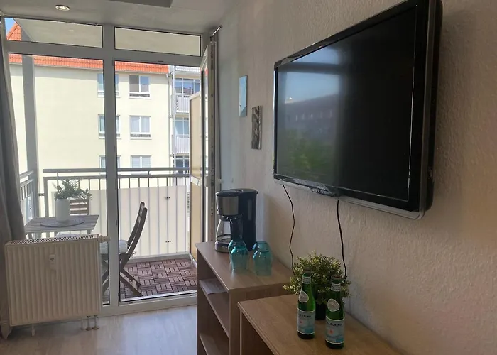 Rr - Charming - Balcony - Wifi - Kitchen 公寓 *